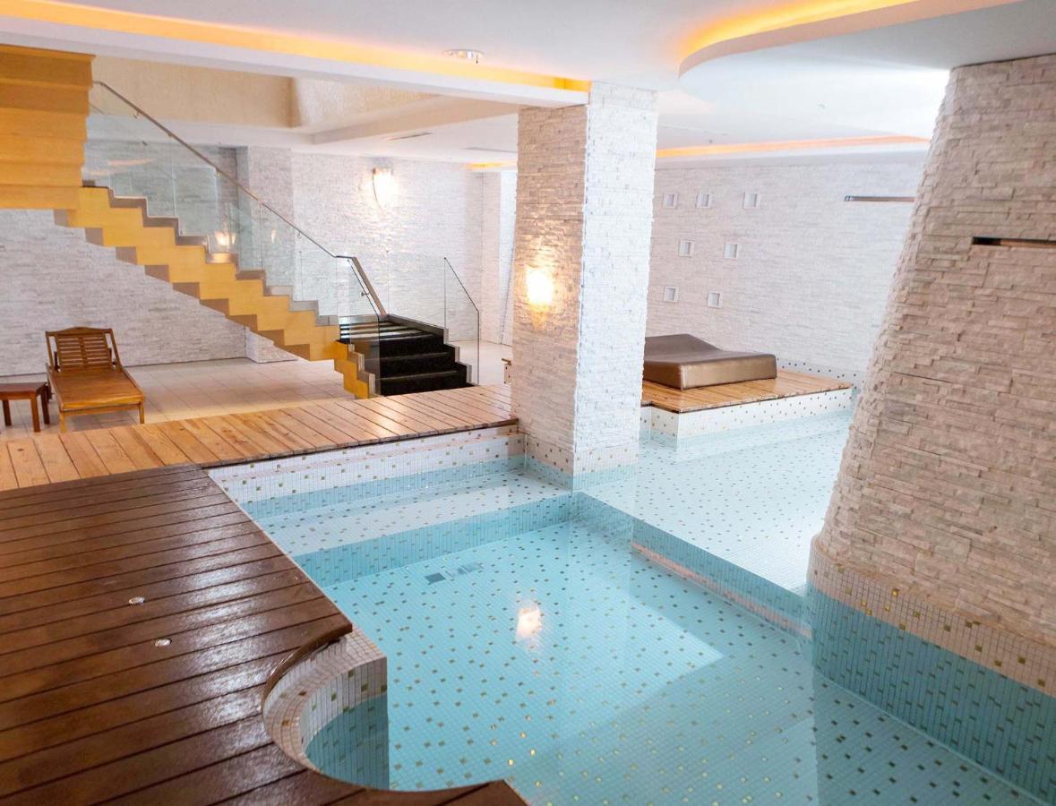 All-Ur Boutique Motel - Taichung Branch Buitenkant foto