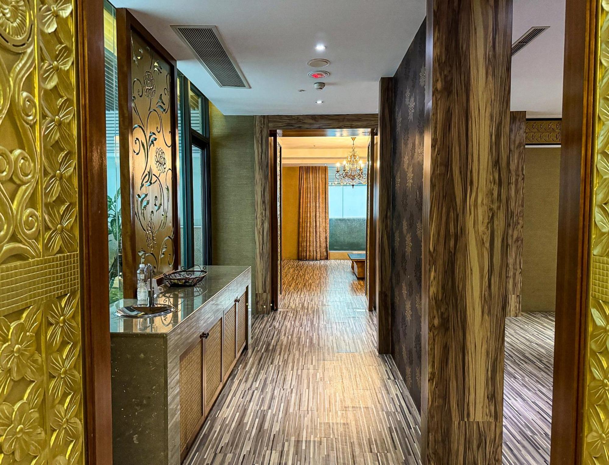 All-Ur Boutique Motel - Taichung Branch Buitenkant foto
