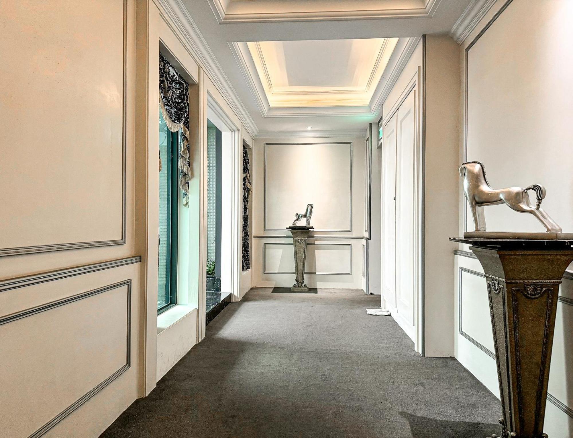 All-Ur Boutique Motel - Taichung Branch Buitenkant foto