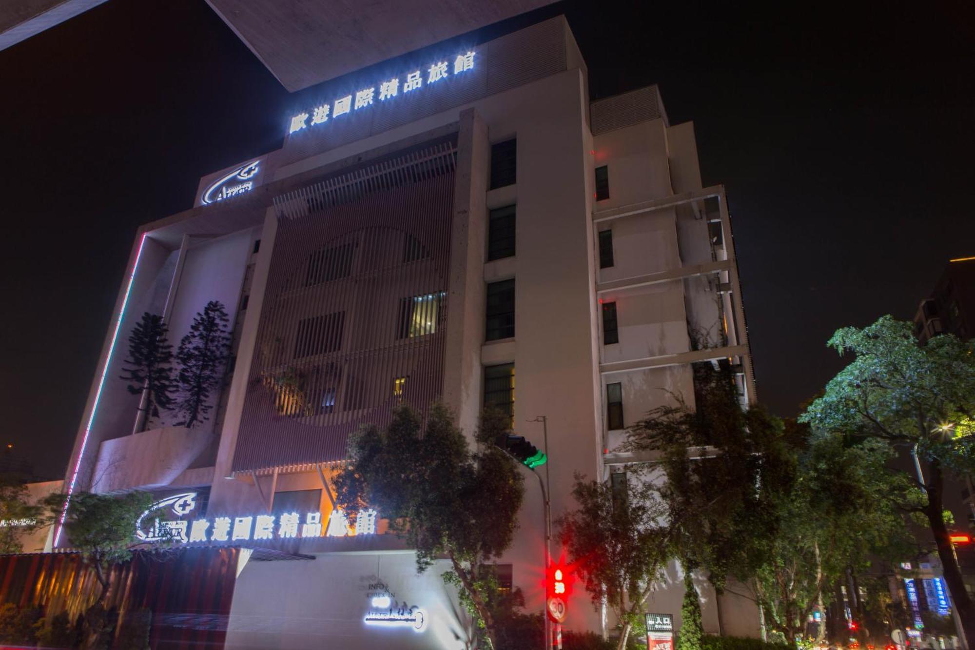 All-Ur Boutique Motel - Taichung Branch Buitenkant foto