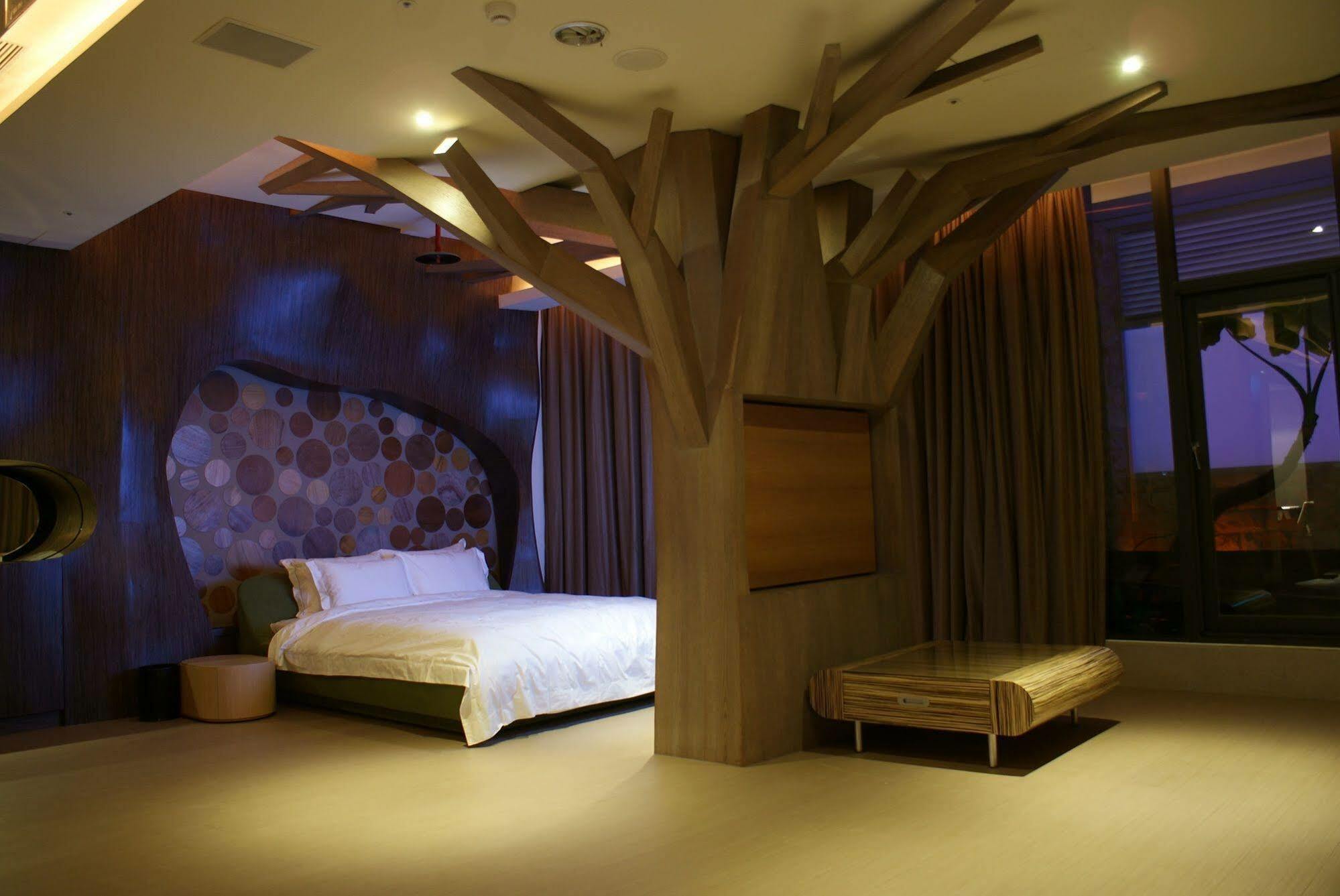 All-Ur Boutique Motel - Taichung Branch Buitenkant foto